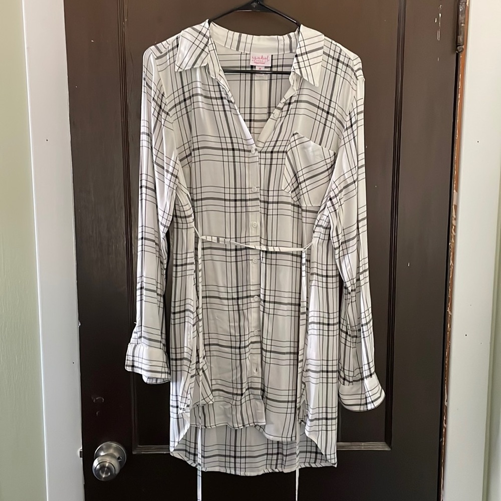 NWOT Ingrid & Isabel Maternity Tie-Front Plaid Tunic